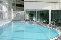 Premier Inn Premier Inn Heathrow Airport Terminal 4 Stanwell ภายนอก รูปภาพ