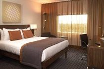 Premier Inn Premier Inn Heathrow Airport Terminal 4 Stanwell ภายนอก รูปภาพ